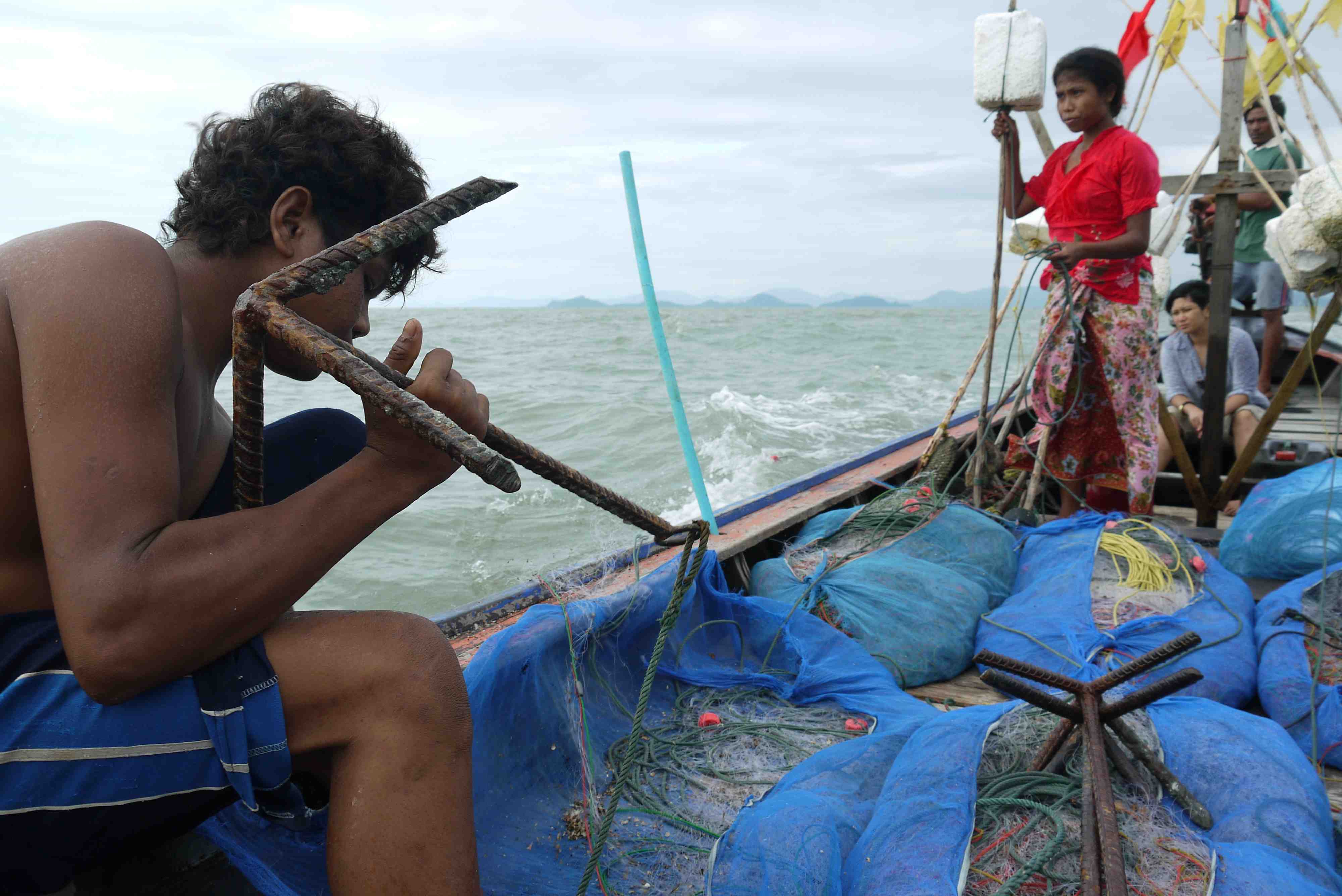 Figure-4-Nathan-Bennett-2-Moken-Fishing-at-Border